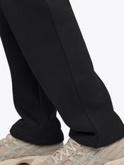 Divine Fleece Straight-Leg Sweatpant | Black Classic-fit