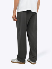 Foundation-Air Relaxed Pleated Trouser | Dark Graphite Relaxed-Fit