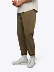 Traverse Tech Pant | Dark Khaki Modern-Slim