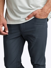 AO 5-Pocket Pant | Iron Navy Slim-Fit Versaknit®