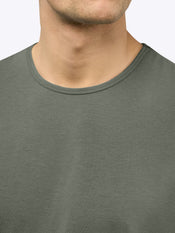 AO Curve-Hem Tee | Gunmetal Signature-Fit PYCA Pro®