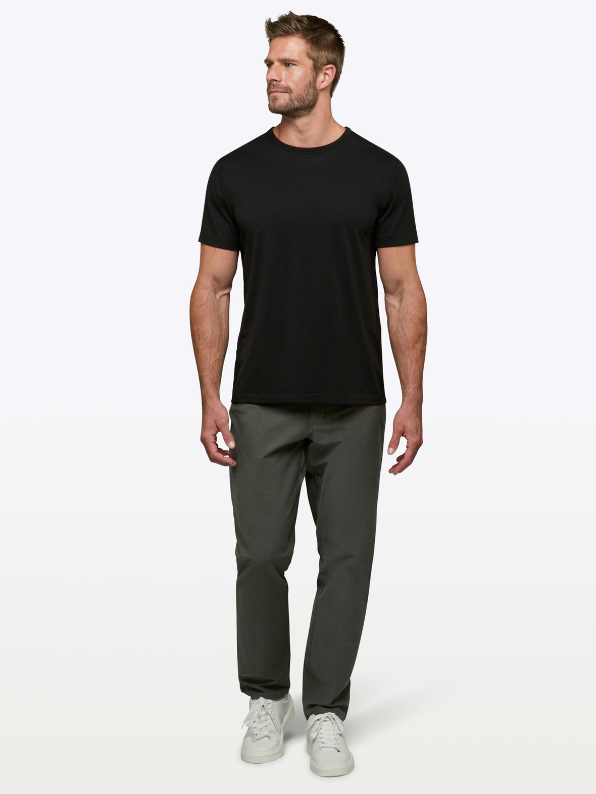 [info]--Davey is 6’2, 200lbs and wears a size XL