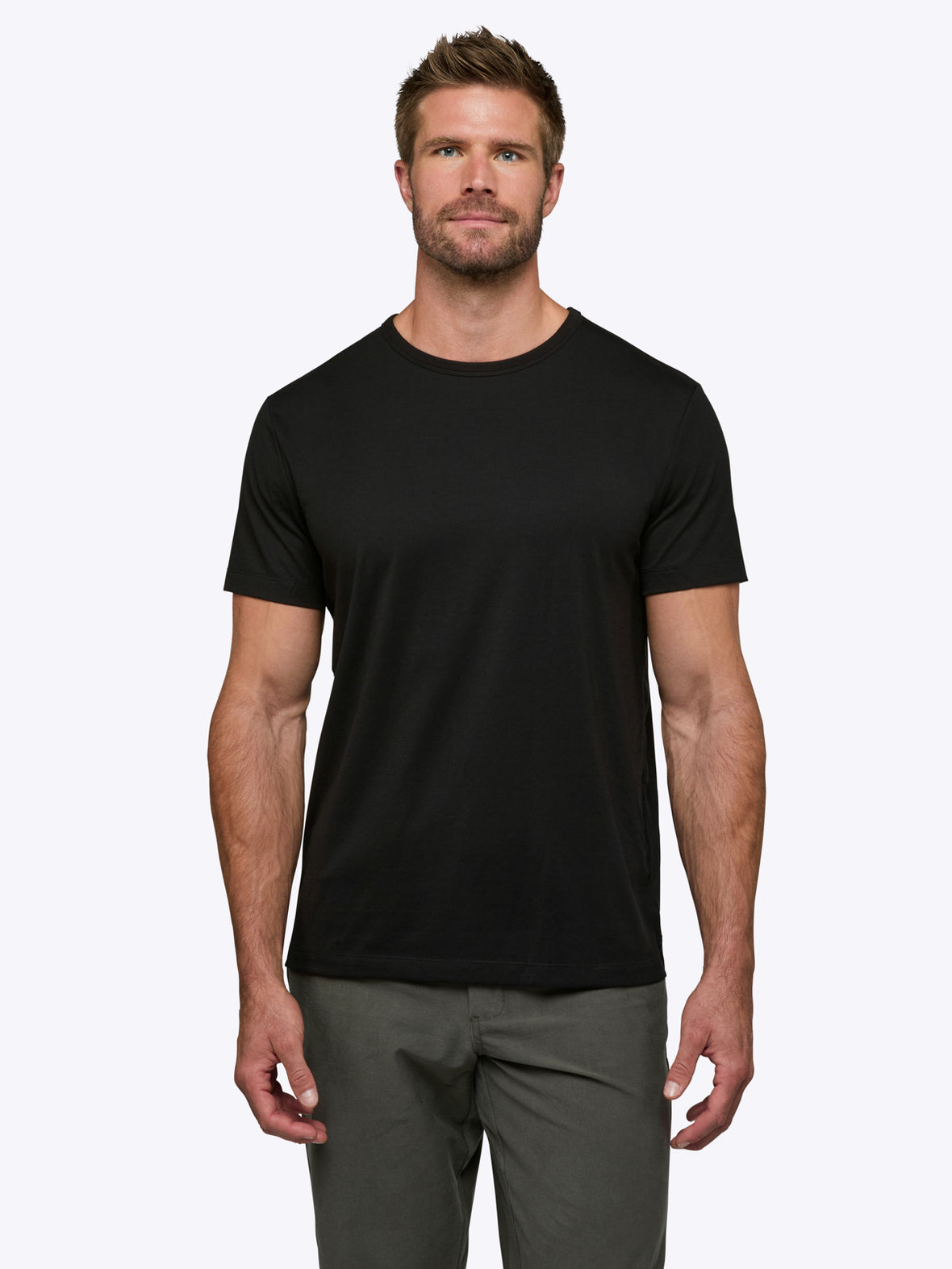 [info]--Davey is 6’2, 200lbs and wears a size XL