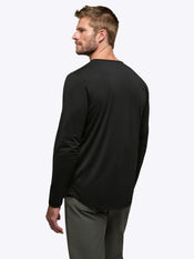 AO Long Sleeve Curve-Hem Tee | Black Signature-fit PYCA Pro®