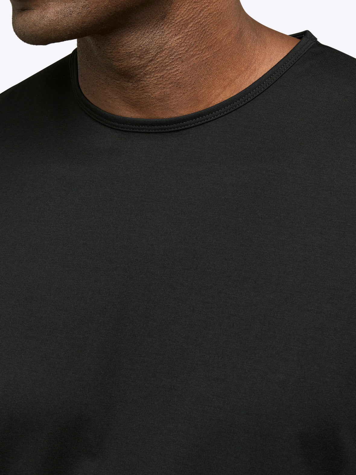 AO Elongated Tee | Black Signature-fit PYCA Pro®