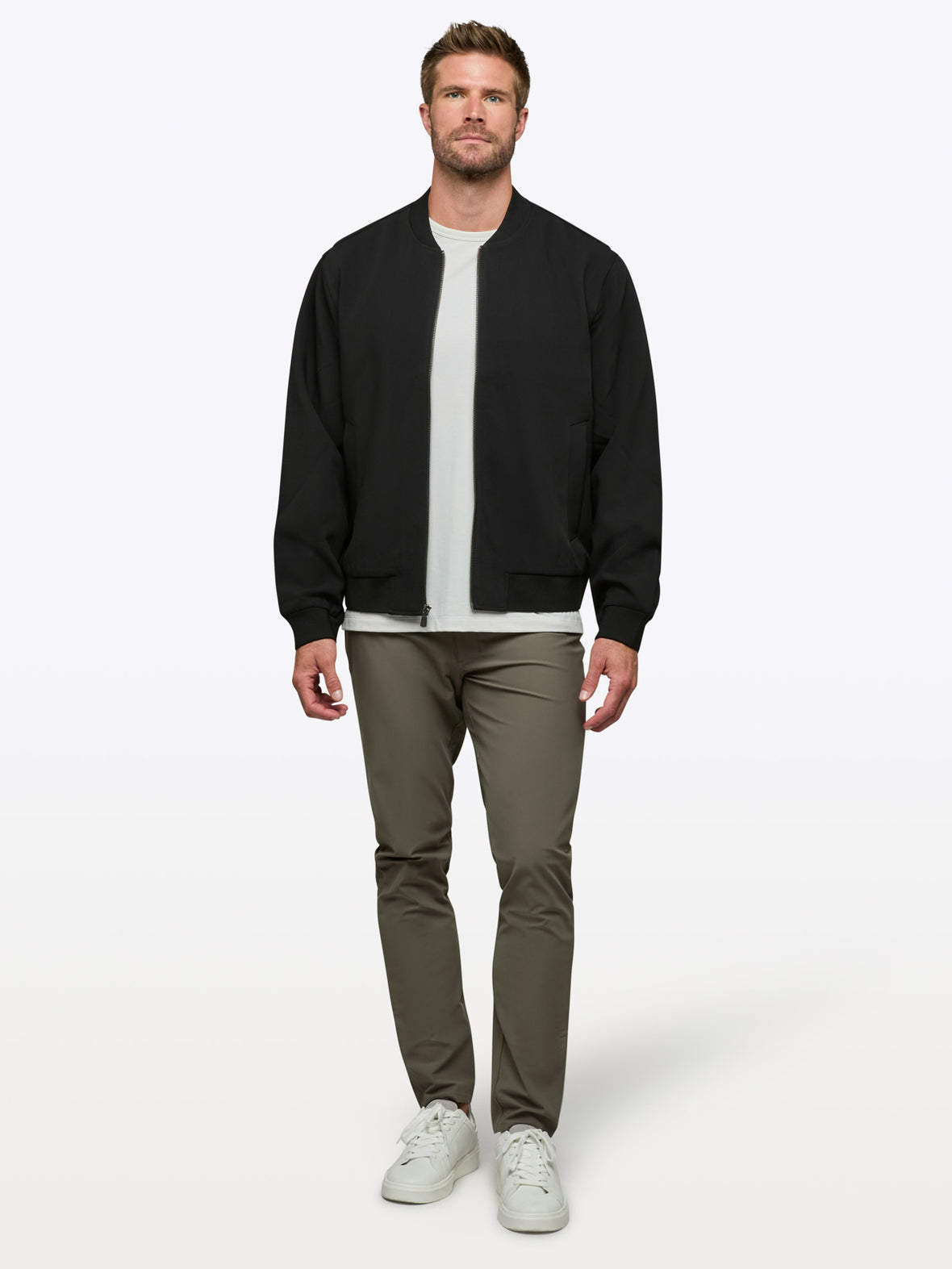 [info]--Davey is 6’2, 200lbs and wears a size XL