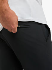 AO Jogger | Black Slim-fit Versaknit®