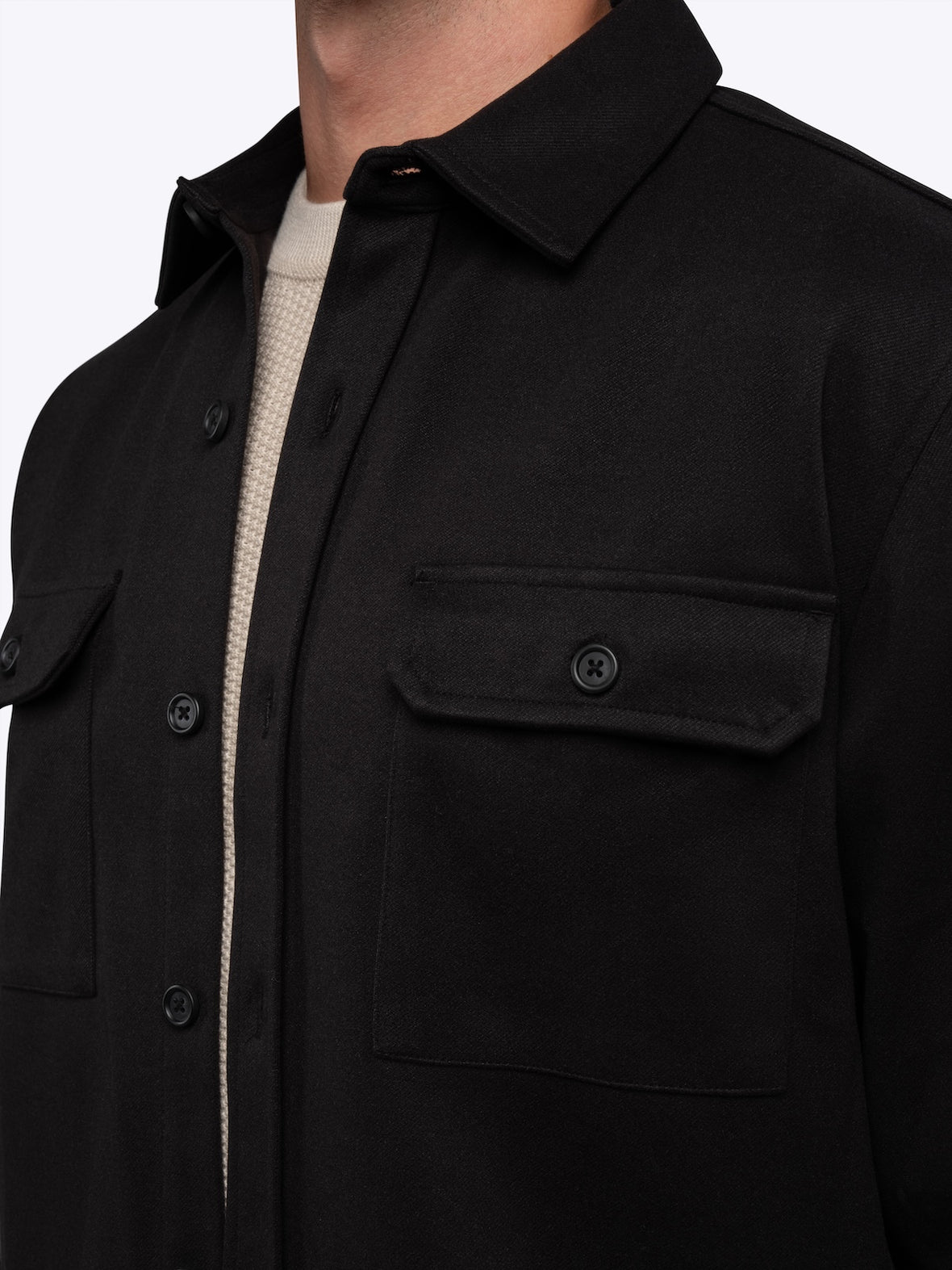 District Heavyweight Overshirt | Black Classic-Fit