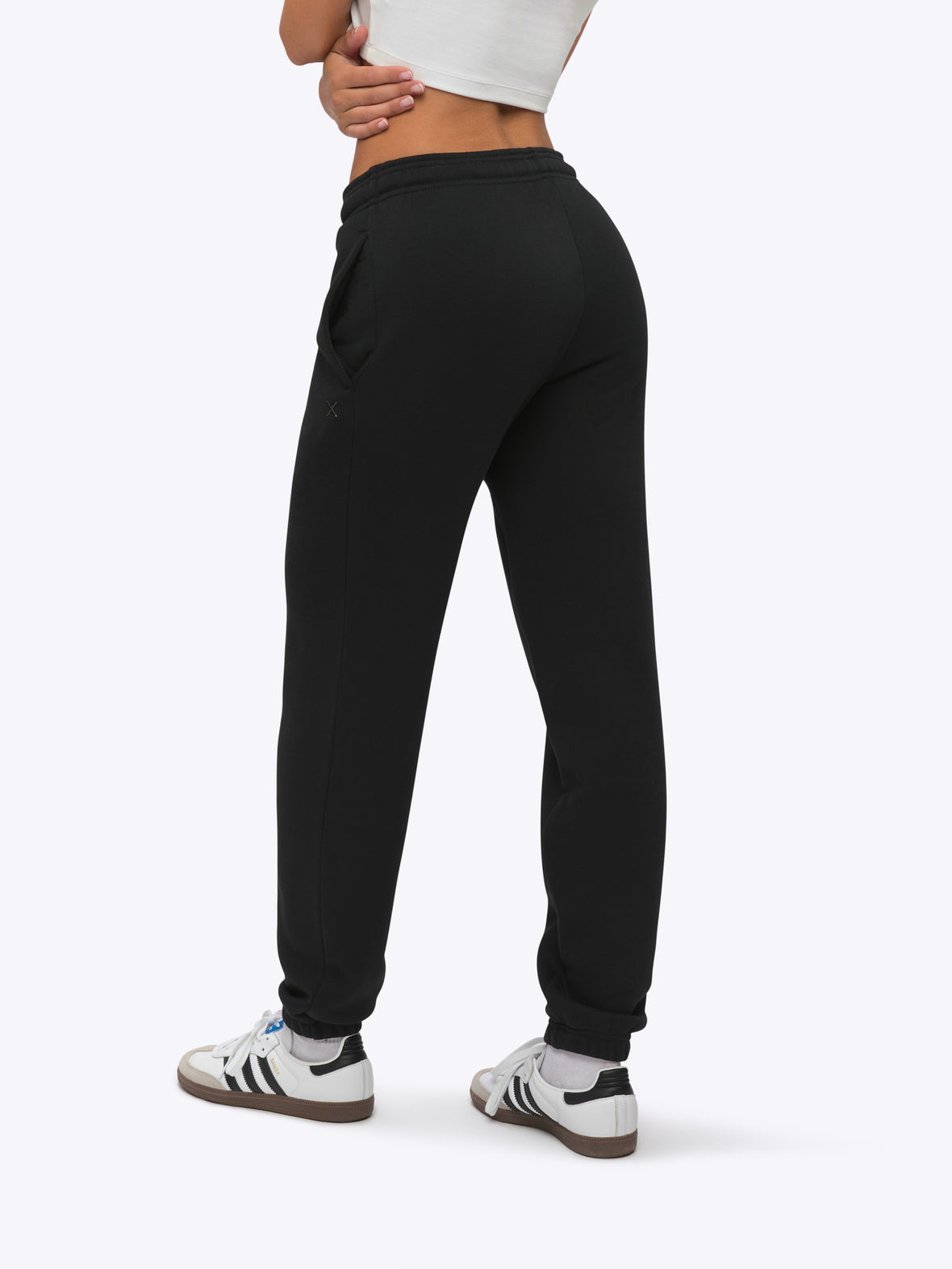[info]--Becca is 5'7 and wears a size XS