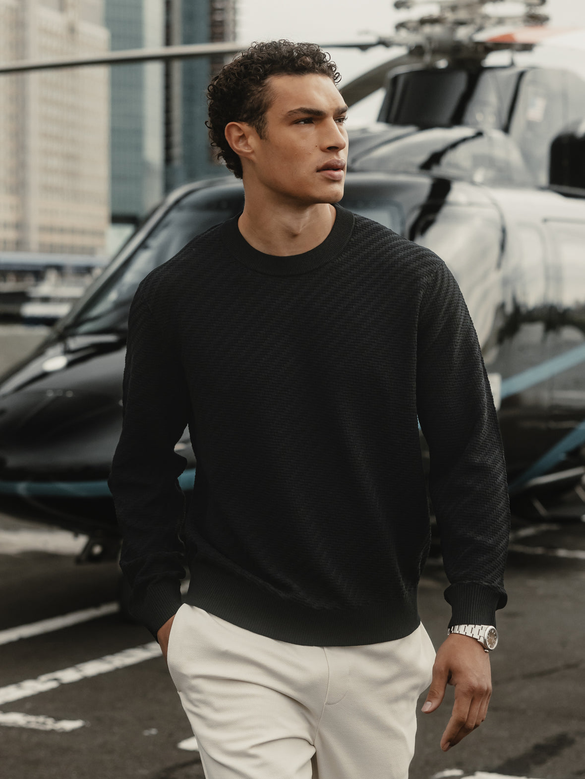 [info]--Noah is 6'2, 175lbs and wears a size L