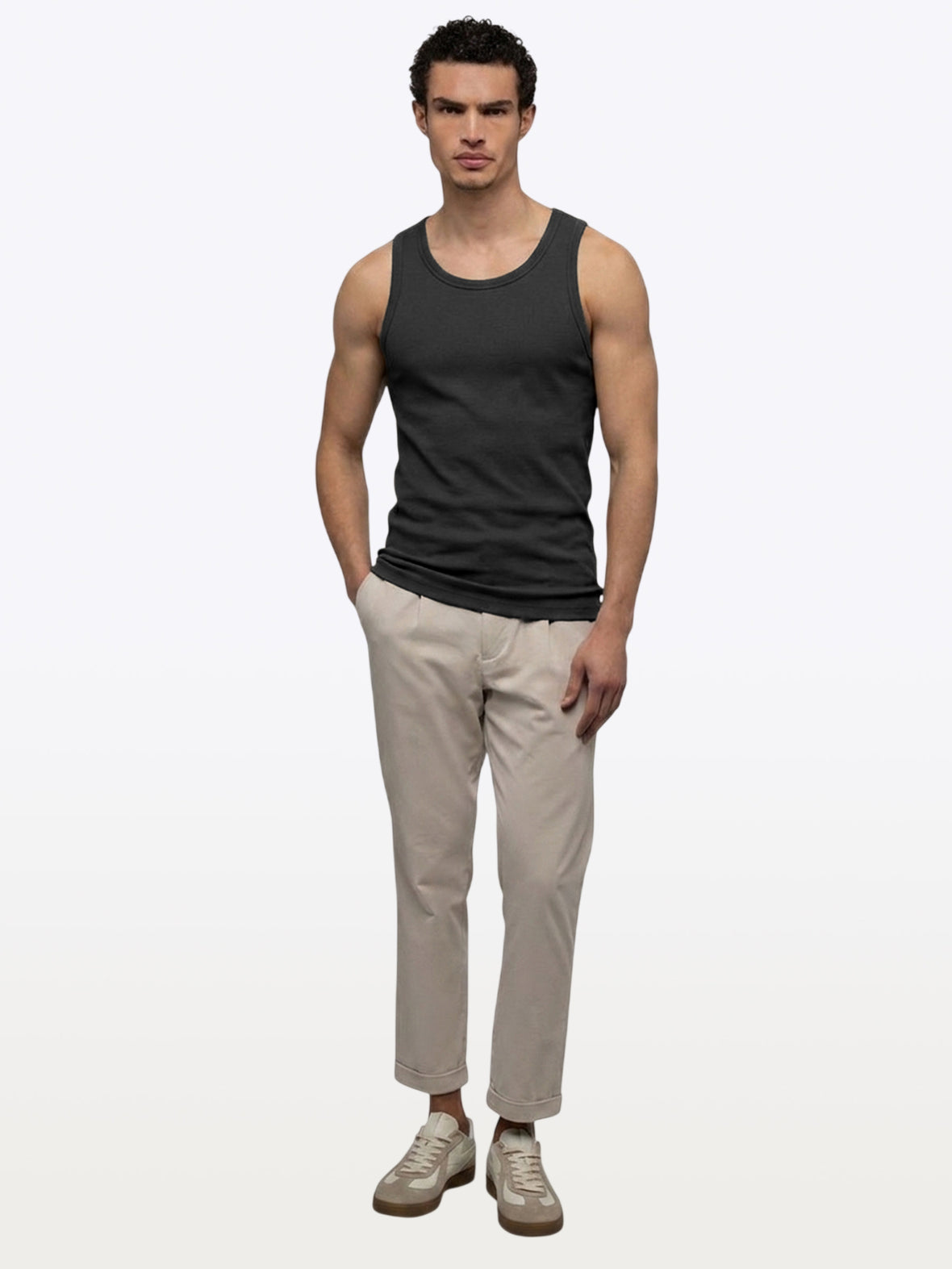 Essential Fitted Rib Tank | Black Form-Fitting