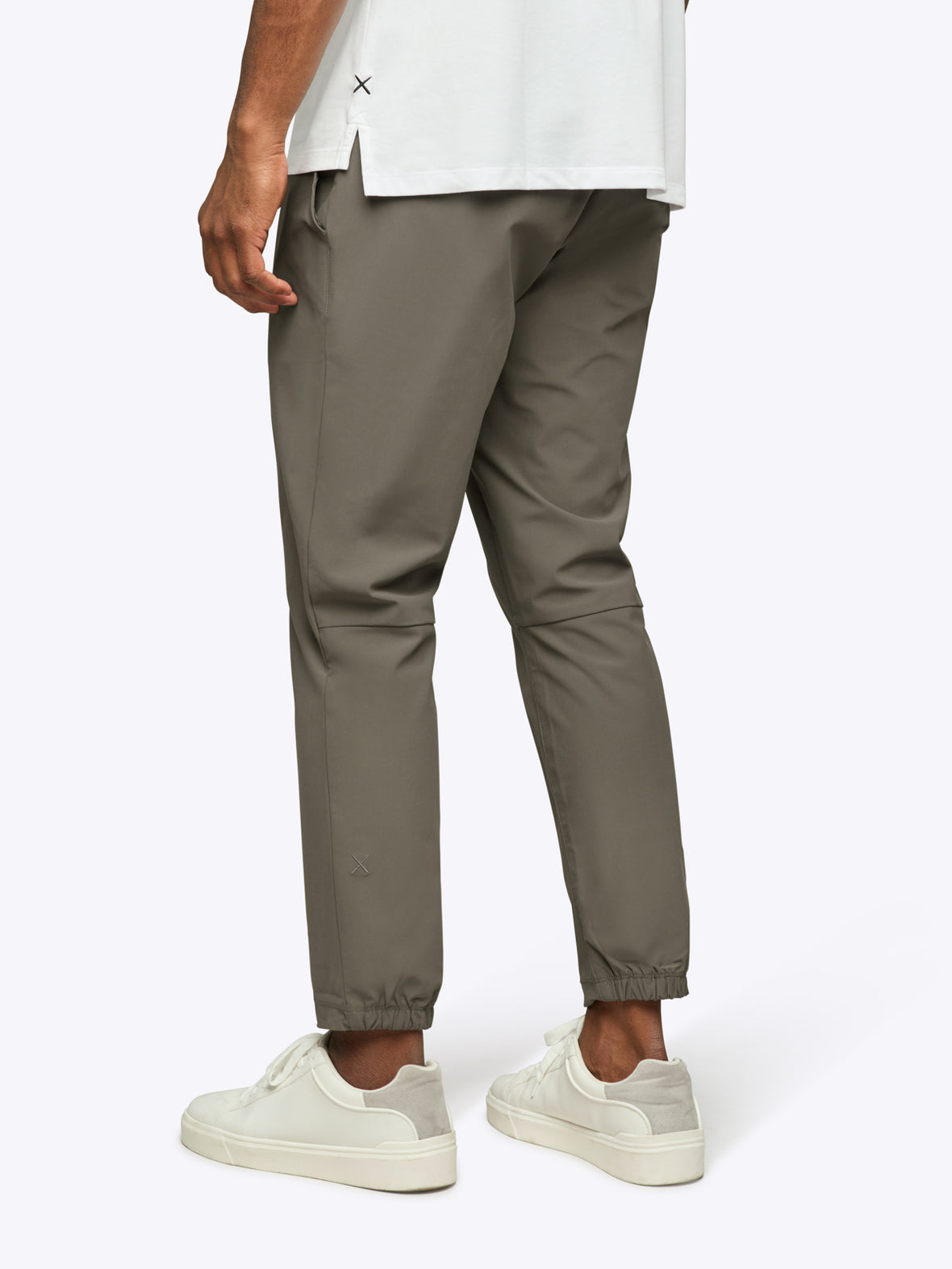 [info]--Isa is 6'3, 175lbs and wears a size L