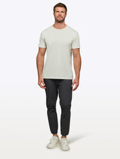 [info]--Davey is 6’2, 200lbs and wears a size XL