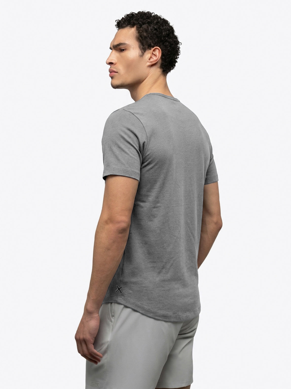 Crossover Active Tee | Charcoal Signature-Fit
