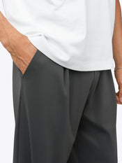 Foundation-Air Relaxed Pleated Trouser | Dark Graphite Relaxed-Fit