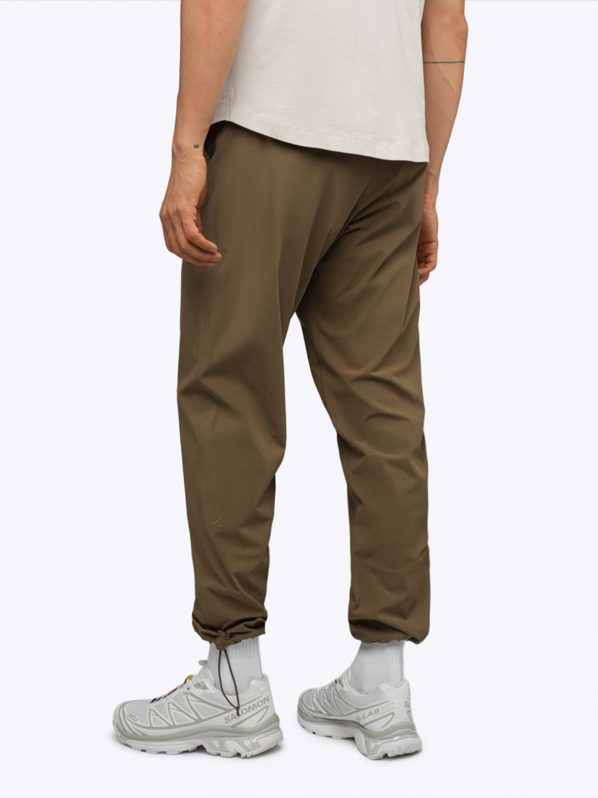 Traverse Tech Pant | Dark Khaki Modern-Slim