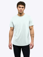 [info]--Tom is 6'1, 180lbs and wears a size L