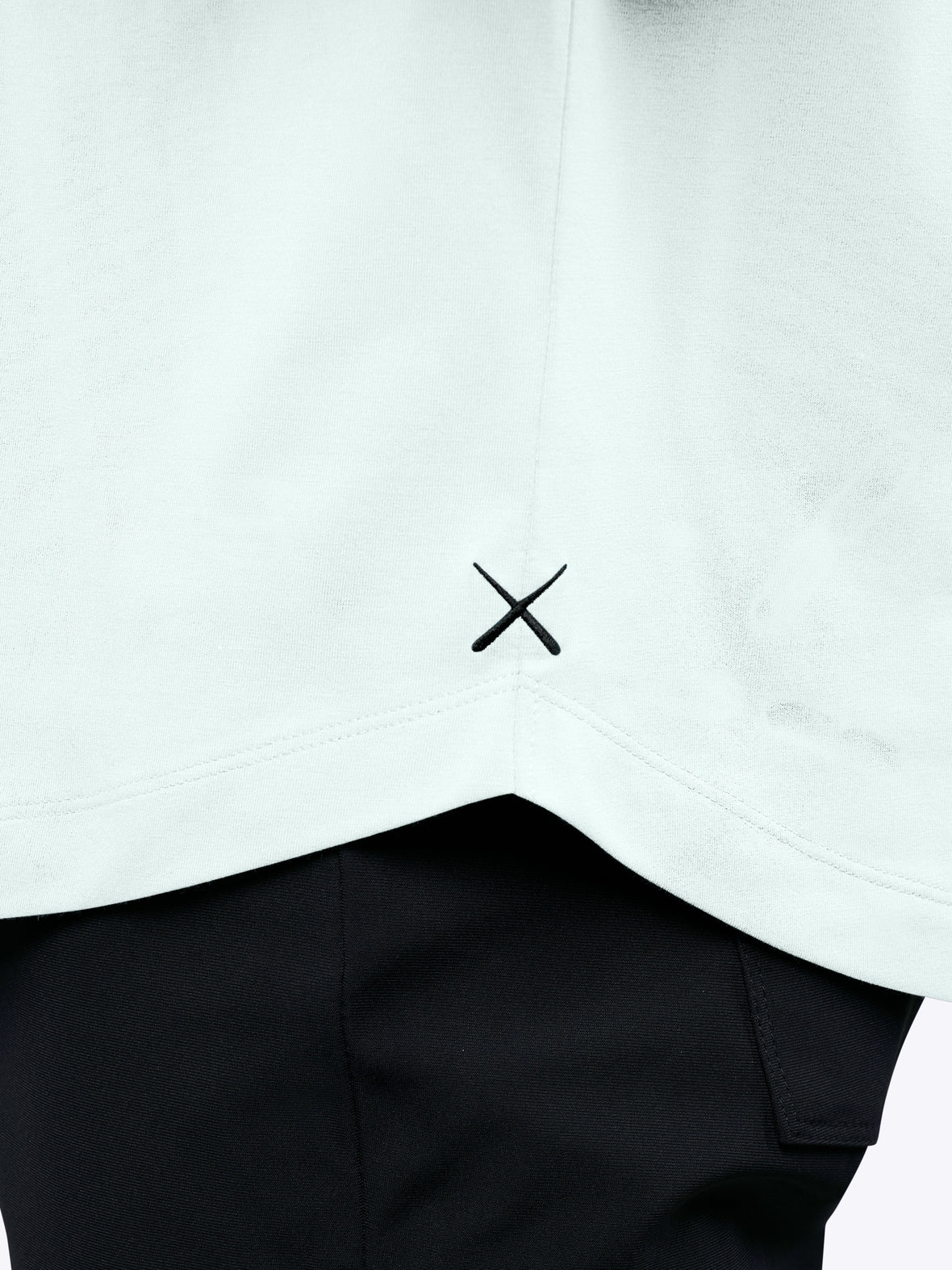 AO Henley Curve-Hem | Diaphonous Signature-Fit PYCA Pro®