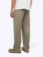Foundation-Air Relaxed Pleated Trouser | Driftstone Relaxed-Fit