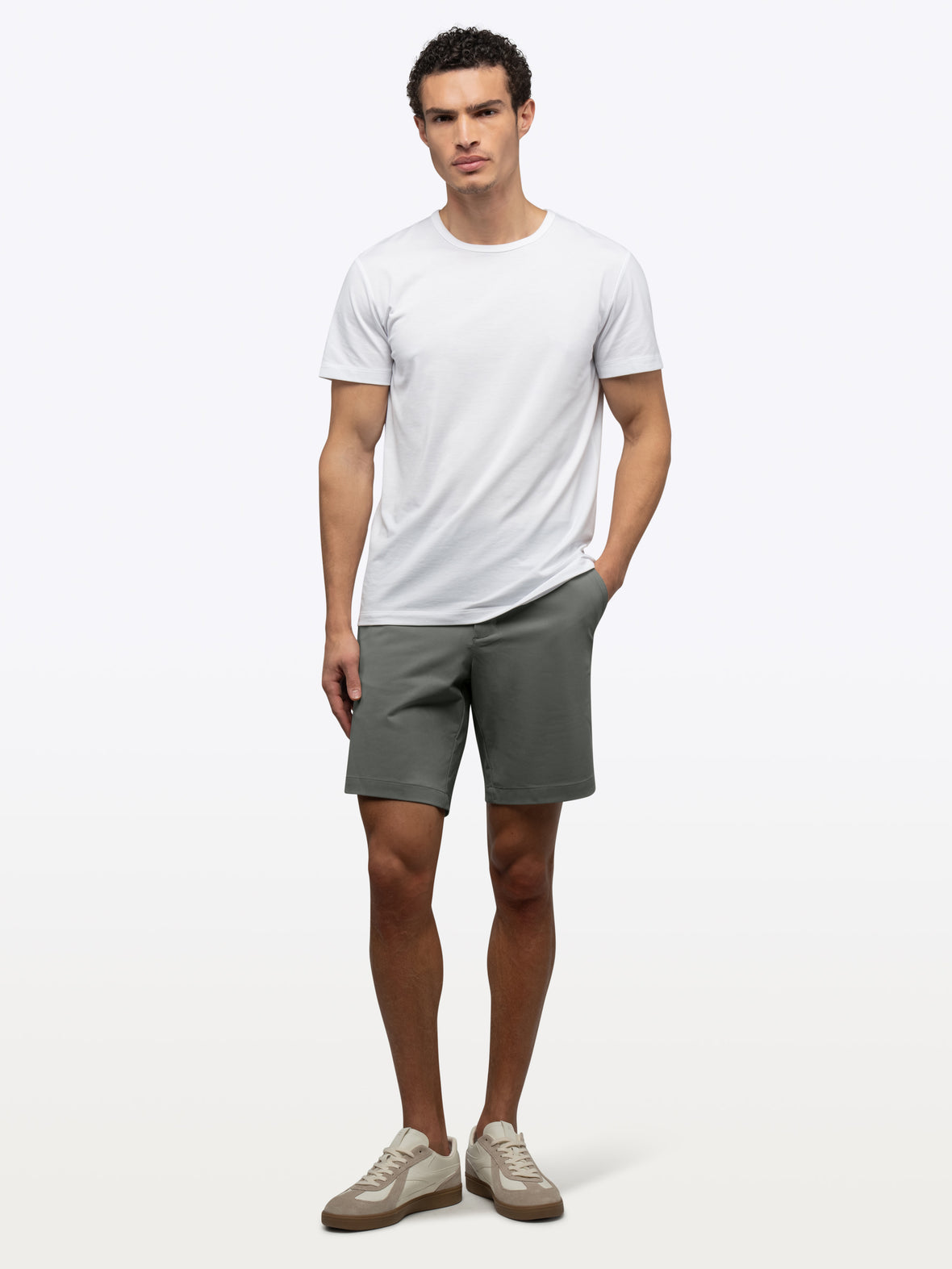 AO Short | Castor Grey Classic-fit Versaknit®