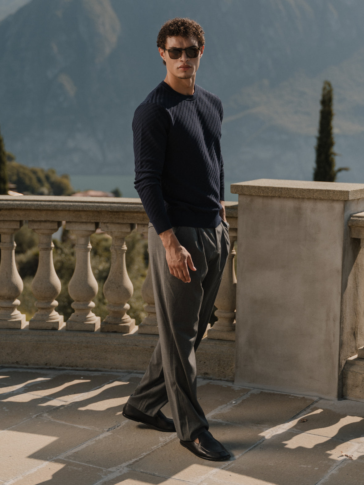 [info]--Noah is 6'2, 175lbs and wears a size M
