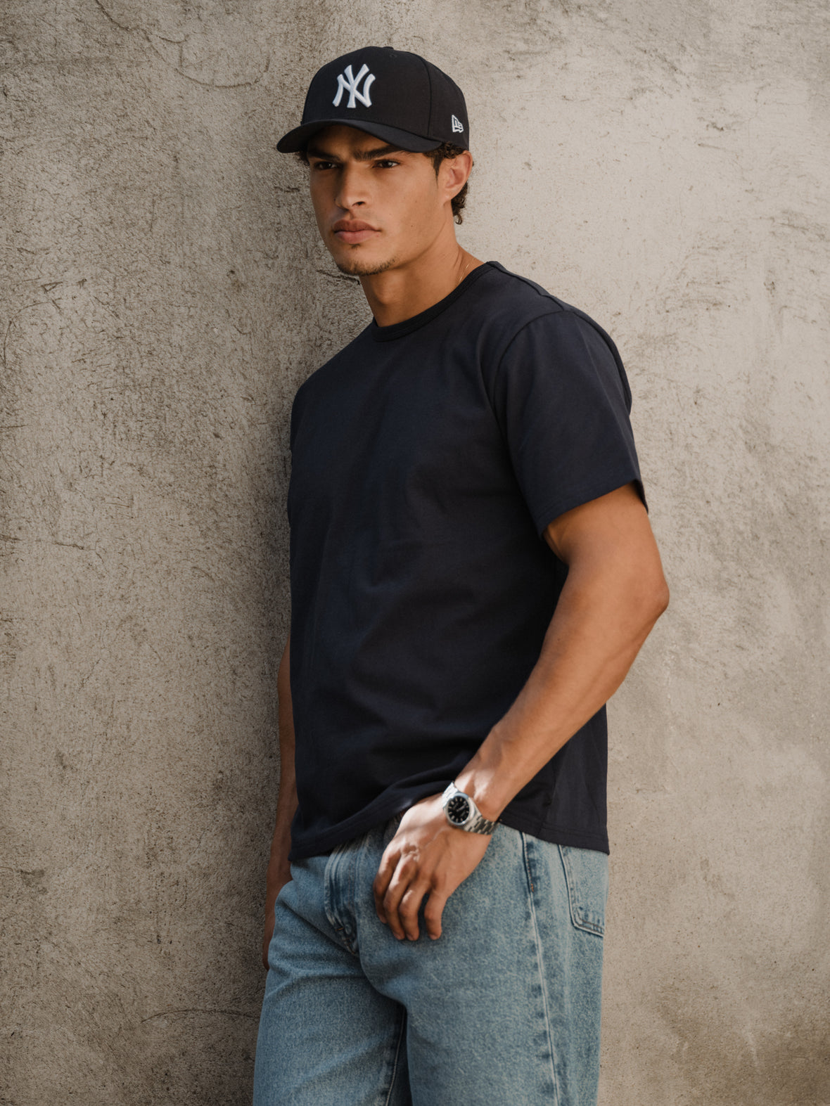 [info]--Noah is 6'2, 175lbs and wears a size M