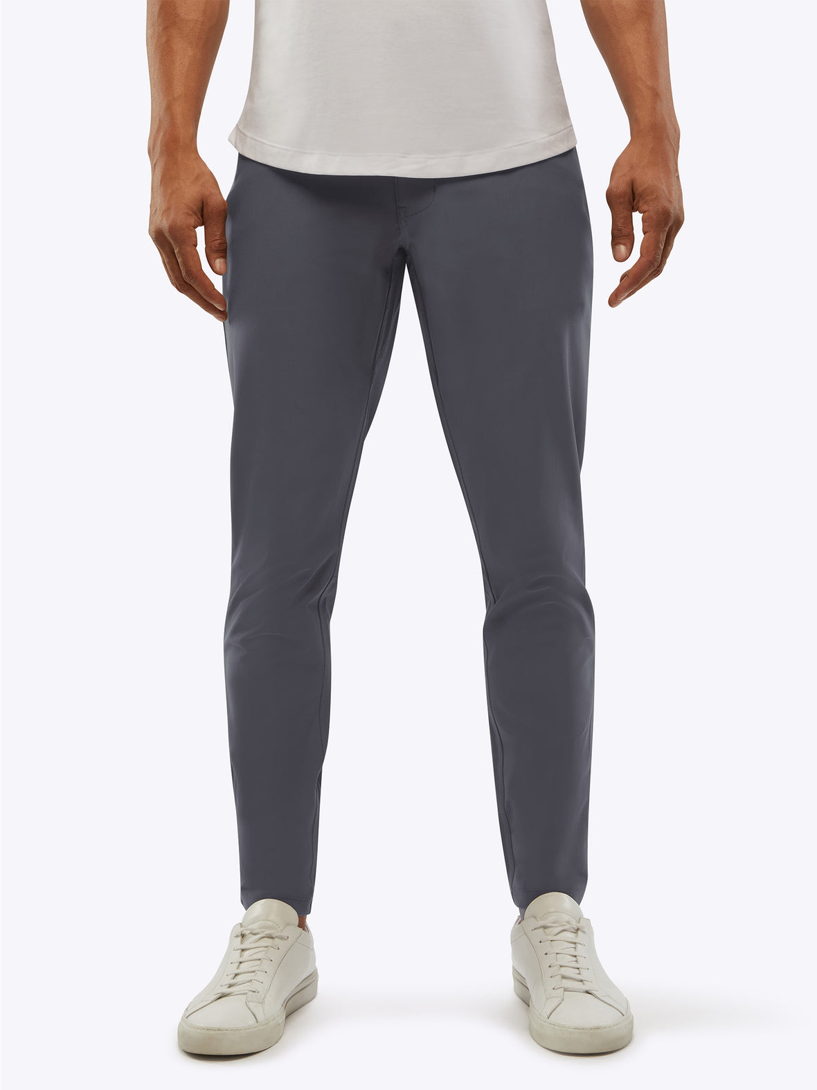 AO 5-Pocket Pant | Graphite Slim-Fit Versaknit™