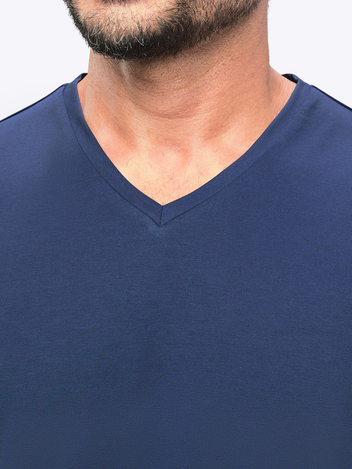 AO V-Neck Curve-Hem Tee | Iron Navy Signature-fit PYCA Pro®