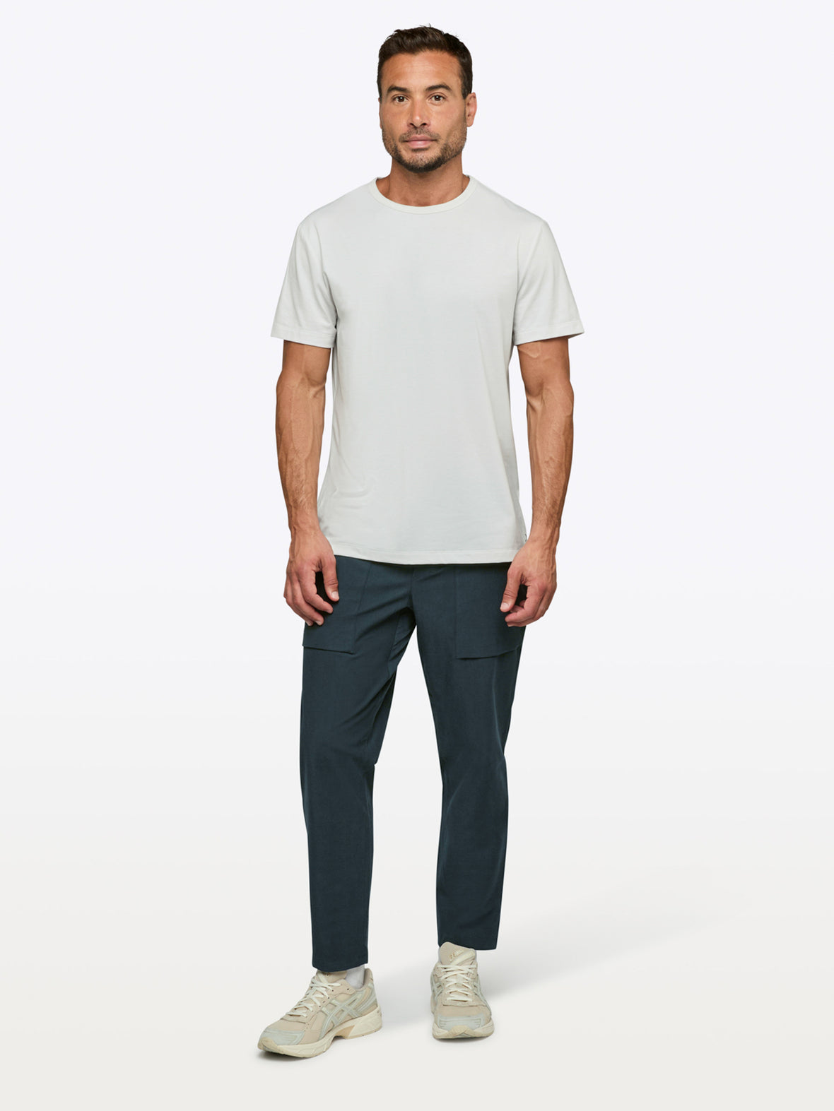 [info]--Chad is 6’2” 175, 32