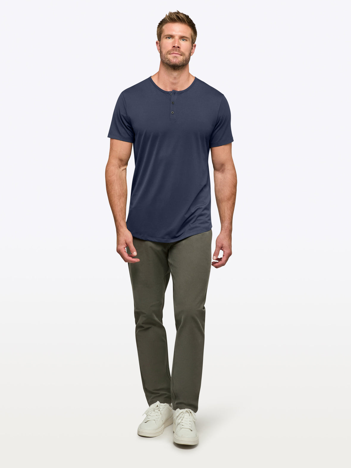 [info]--Davey is 6’2, 200lbs and wears a size XL