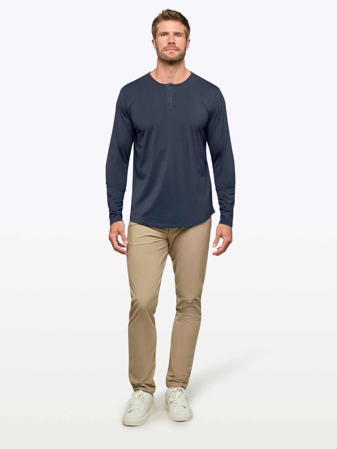 [info]--Davey is 6’2, 200lbs and wears a size XL