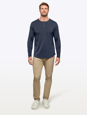 [info]--Davey is 6’2, 200lbs and wears a size XL