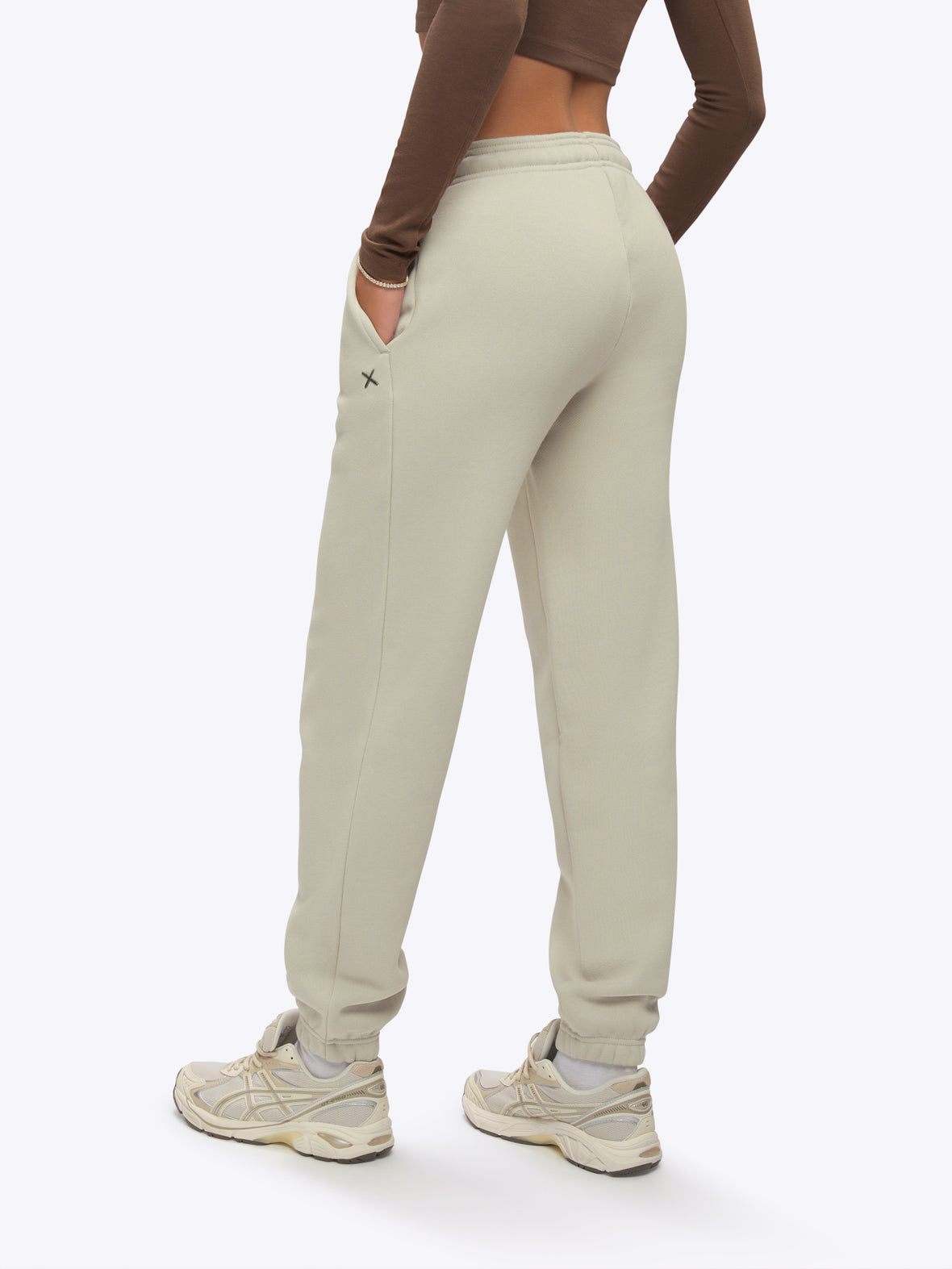 [info]--Becca is 5'7 and wears a size XS