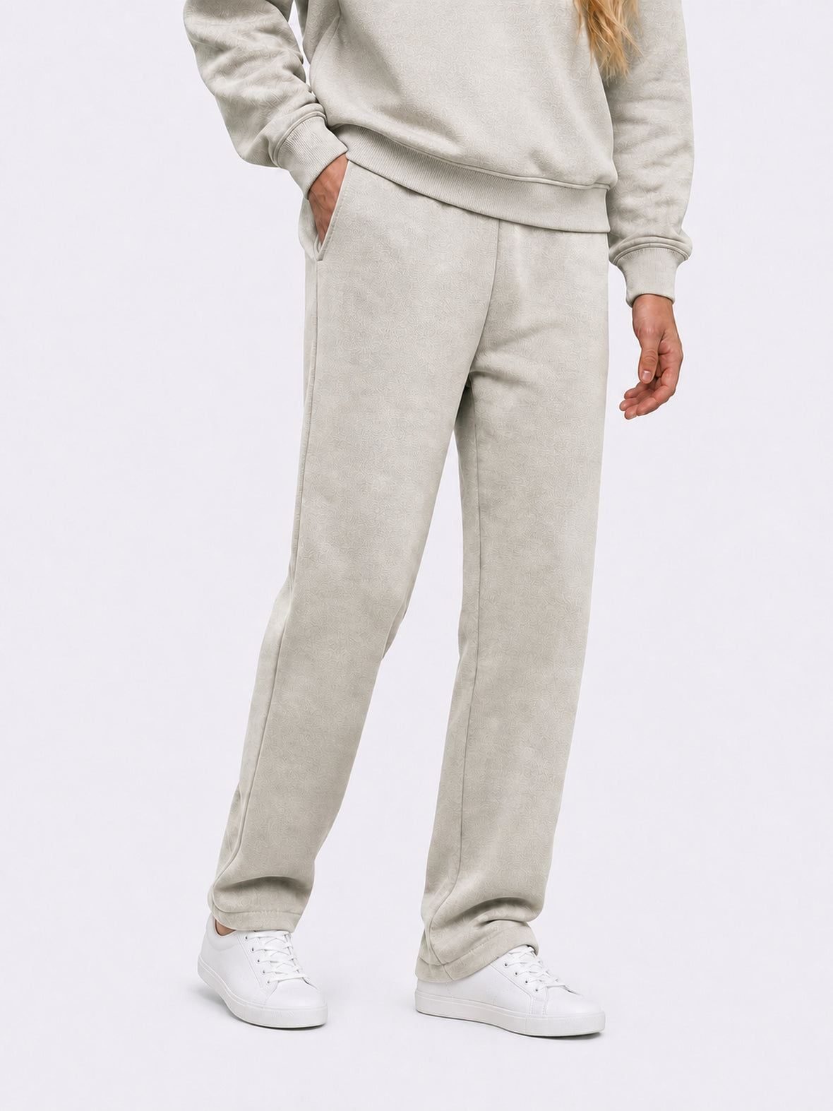 Divine Fleece Oversized Straight-Leg Sweatpant | Parchment