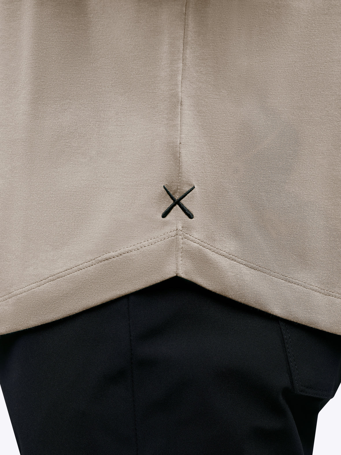 AO Curve-Hem Tee | Pure Cashmere Signature-Fit PYCA Pro®