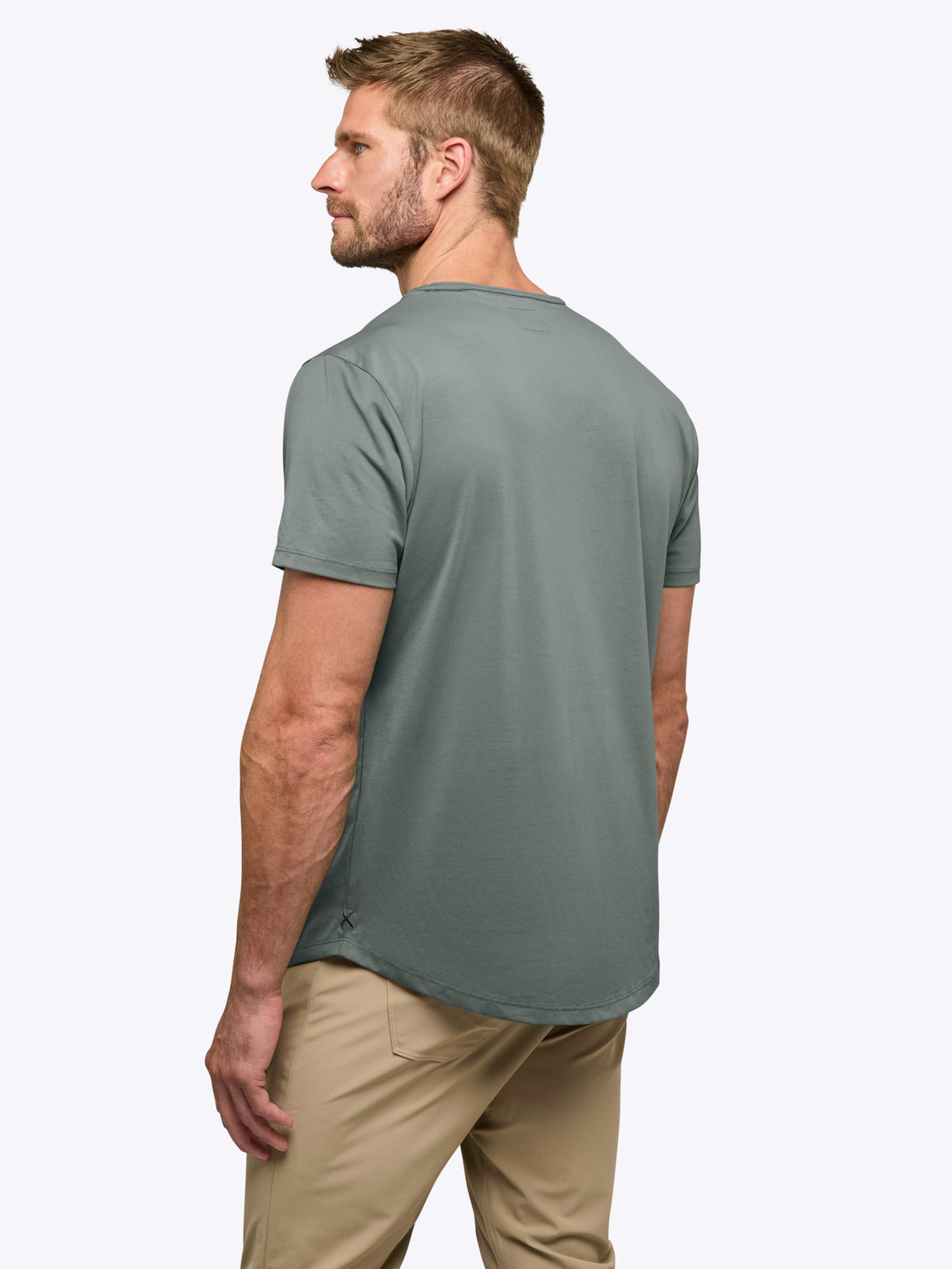 AO Curve-Hem Tee | Sage Signature-fit PYCA Pro®