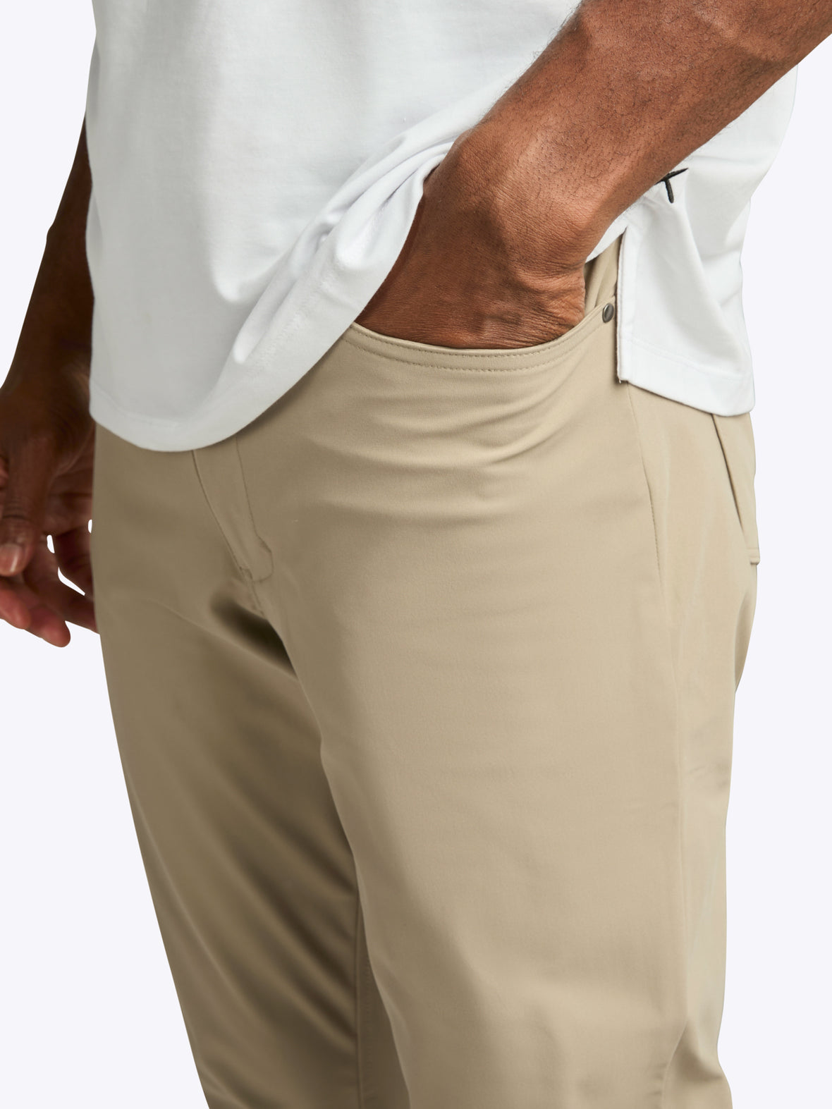 AO 5-Pocket Pant | Santal Slim-Fit Versaknit®