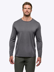 [info]--Davey is 6’2, 200lbs and wears a size L