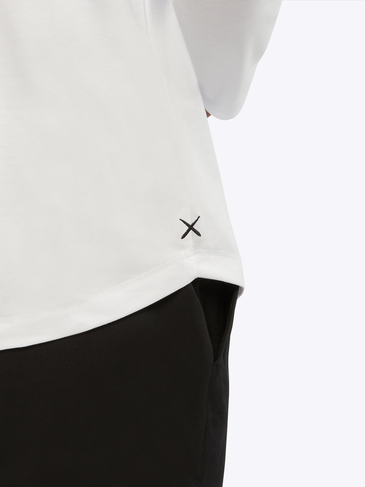 AO Long Sleeve Curve-Hem Tee | White Signature-fit PYCA Pro®