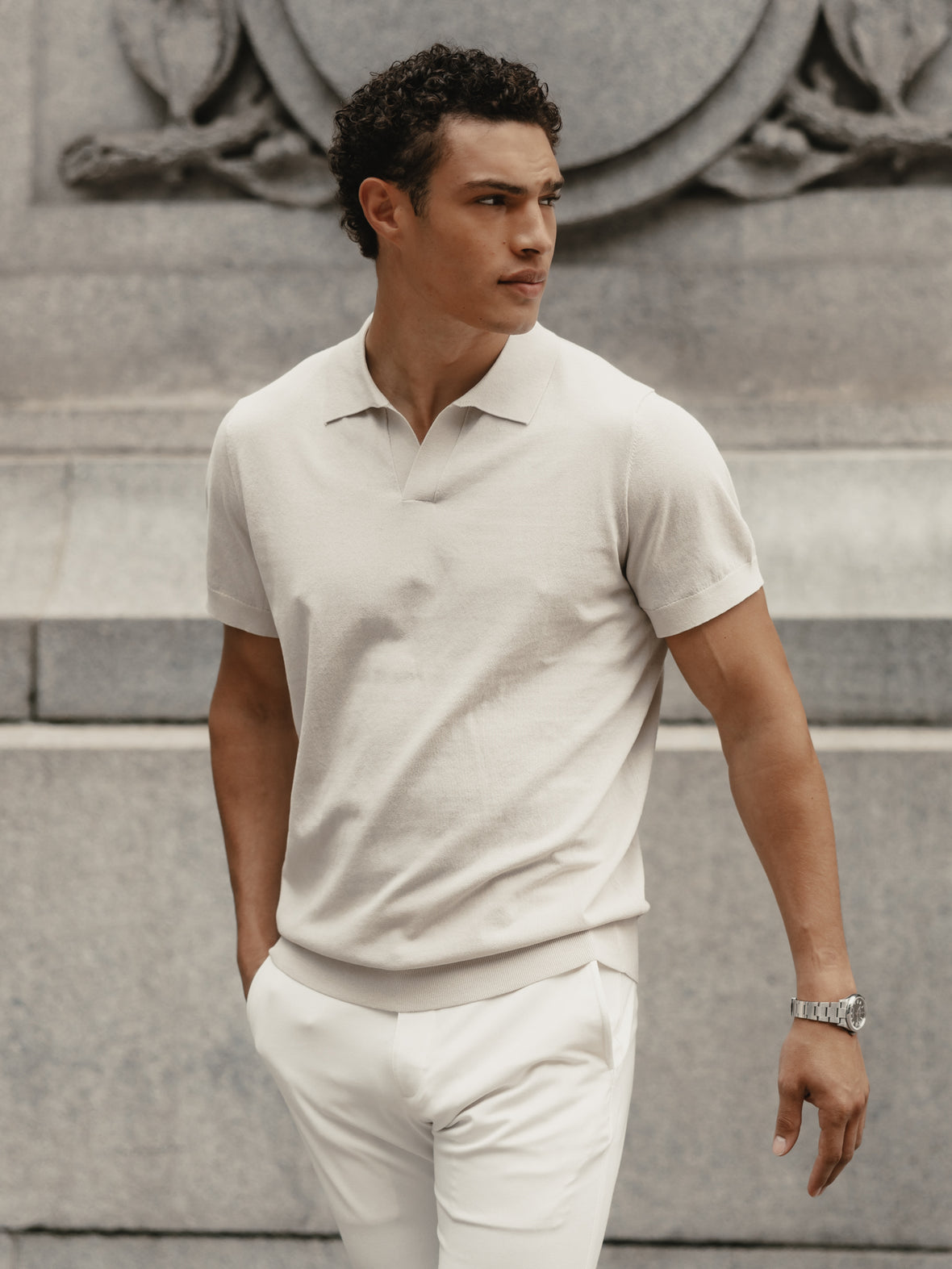 [info]--Noah is 6'2, 175lbs and wears a size M